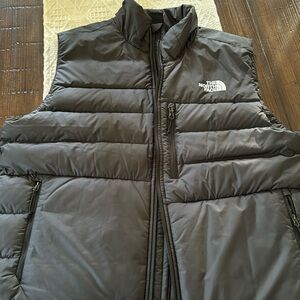 North Face vest Men’s Large